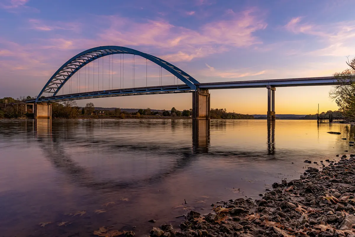 Blue arch bridge over the Tennessee River at South Pittsburg
