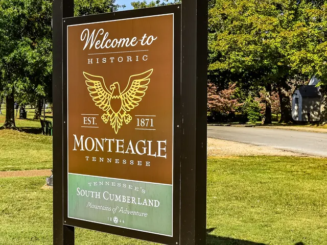 Welcome to Historic Monteagle sign